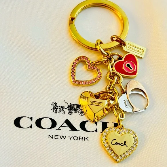 💰SOLD💰RARE Coach Heart Charm Keychain/ Bag Charm - Picture 2 of 7
